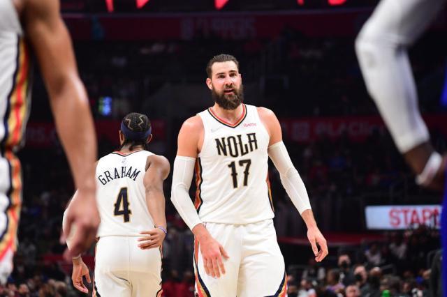 华体会体育在线-7记三分化身中锋版库里 瓦兰一数据创造NBA历史